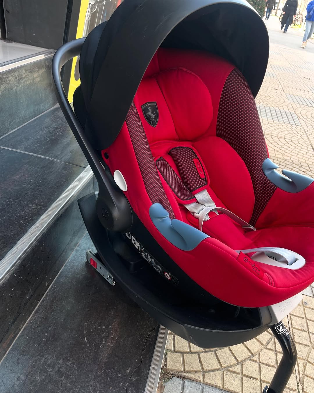 Cybex Ferrari