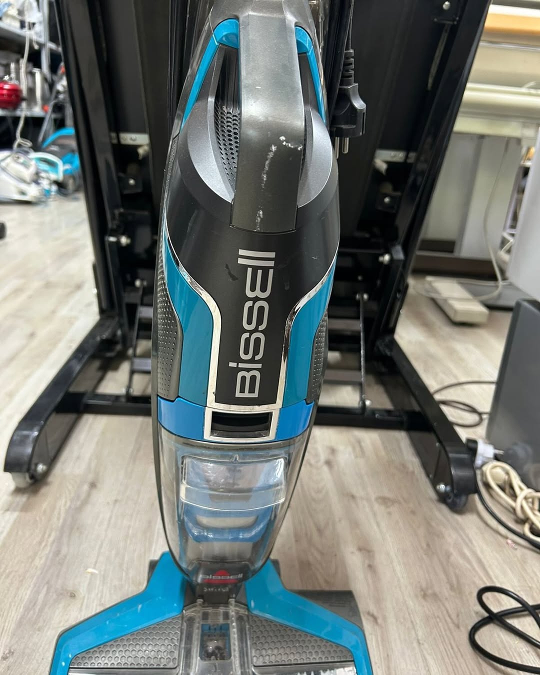 Fshese me larje dhe fshirje Bisell